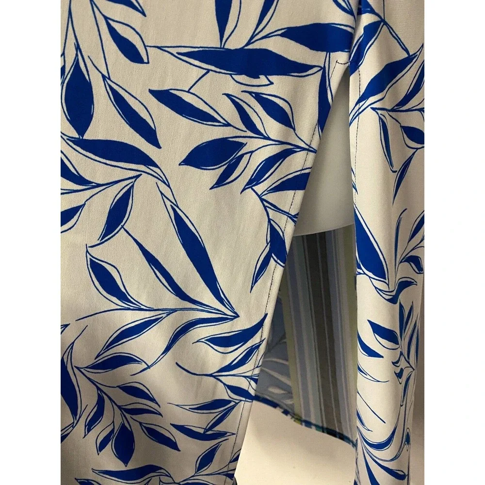 SOLD! Mixed Leaf Print Calf Length Tunic size 2X Monroe & Main Blue White Top - Picture 6 of 9